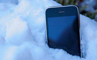 Why Cellphone’s Screen Can’t Work In Cold Weather